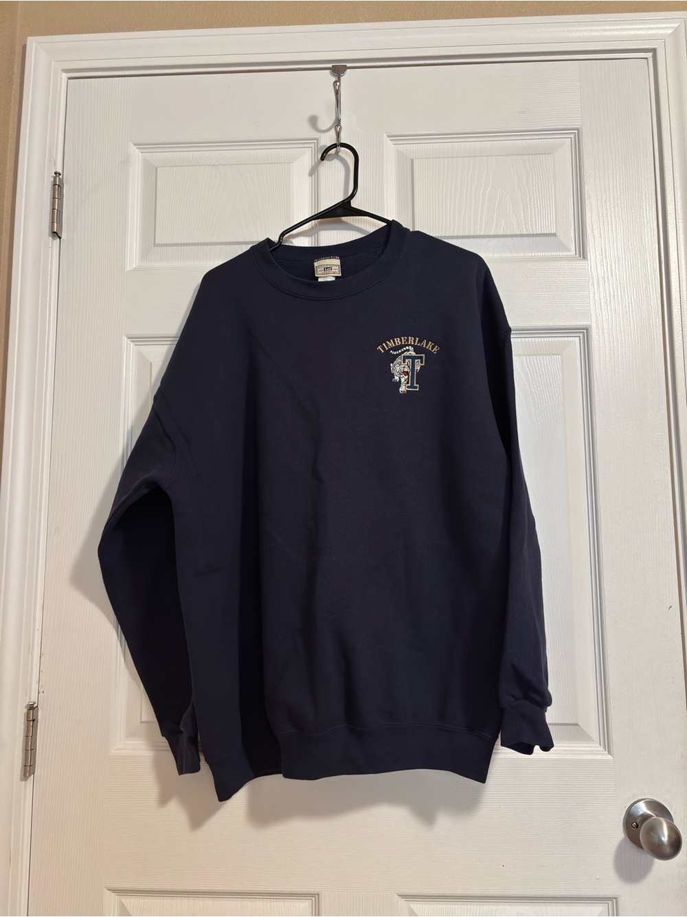 Lee Navy Crewneck Sweatshirt with Small Chest Logo